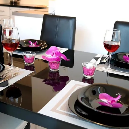 Centre Vacation ! With Sea And Mountain Views In The Heart Of * Fuengirola