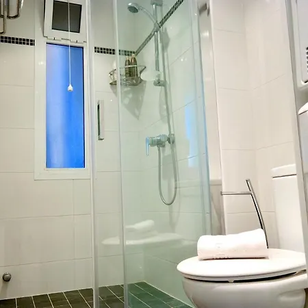 Apartment Centre Vacation ! With Sea And Mountain Views In The Heart Of Fuengirola